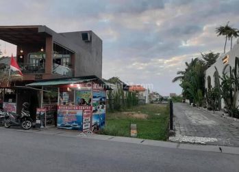 Tanah sewa 100 meter dari pantai echo beach