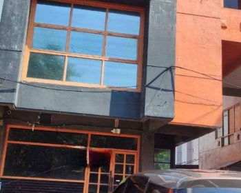 Ruko klampis jaya Bekas restoran, Nol jalan ZfW6