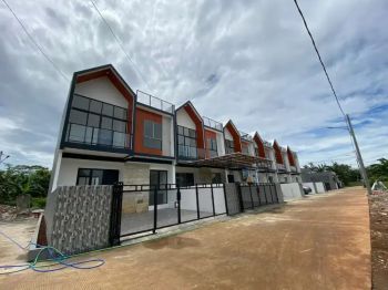 Rumah siap huni plus Rooftop free pagar kanopi cash n KPR cicilan flat