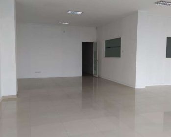 Dijual Ruko 2 Lantai EX.Showroom Motor di Rawamangun Jakarta Timur