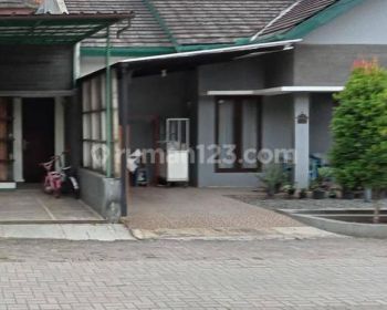 Rumah Murah di Belakang Hotel Gotik Belakang Rumah Sakit Edelweiss 1.1 M
