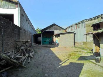 DISEWAKAN GUDANG LOKASI STRATEGIS JLN IMOGIRI BARAT
