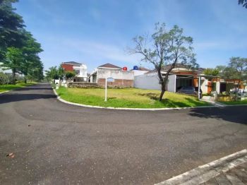 Kavling Hook di Ivy Park Citraland Bsb City