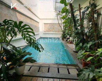 DIJUAL CEPAT RUMAH MEWAH SWIMMING POOL DEKAT TOL