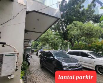 Dijual murah Gedung 5 lantai Commercial Area Ring 1 di Kebon Sirih,