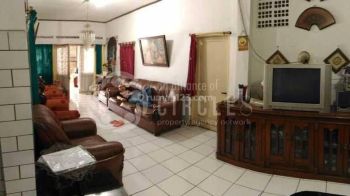 Bisa Nego Dong Moms, Rumah Luas 2lt Dijual di Banteng Buah Batu