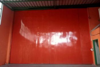 Sewa gudang siap pakai akses wing box di Holis