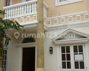 Disewa Rumah City Resort Malibu murah !!