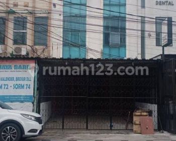 Disewa Ruko strategis di Petogogan Kebayoran Baru Jakarta Selatan