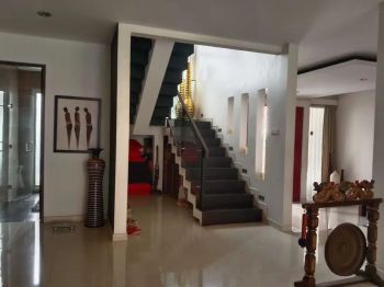 Di Jual Rumah Cantik Semi Furnished di Cilandak, Jakarta Selatan