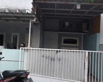 Disewakan rumah pojok Cluster