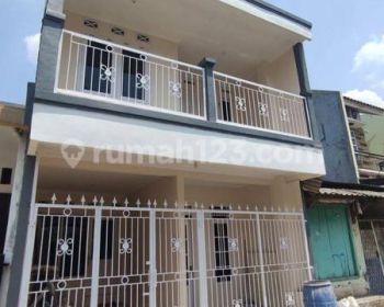 Jual Cepat Rumah 2 Lantai Baru Renov di Kranggan Permai Cibubur Bekasi Siap Huni