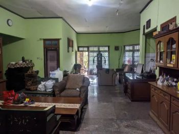DIJUAL RUMAH (IMB) + TANAH ±700m2 H Dilun Ulujami Jakarta Selatan