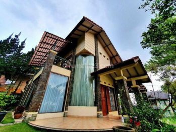 Rumah Villa FURNISHED di Lembang Parongpong. Bandung Utara