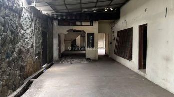 Disewakan Rumah Cideng Pinggir Jalan Raya