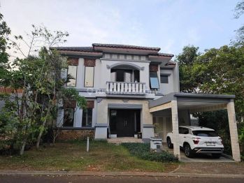 Rumah 2 Lantai Hadap Selatan SHM Dekat Stasiun Rawa Buntu di Bsd The Green,