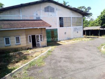 Gudang Strategis Pinggir Jl Raya Solo Semarang Gatot Subroto