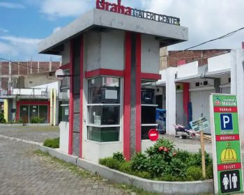 Dijual toko GGC Graha Galery Centre blok I 10