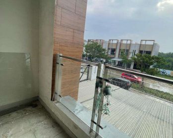 DISEWAKAN RUKO SAVOY Jakarta Garden City cakung Jakarta Timur
