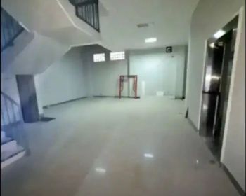 Disewakan Ruko (Ex Bank) 3 Lantai, Siap Pakai - Surabaya