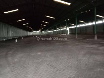 Disewakan gudang di greges Margomulyo Surabaya Jawa timur
