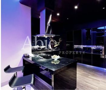 For Sale pacific place 4BR