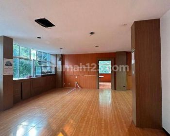 Gedung Kantor 3 Lantai Hook Menteng Dicikini,menteng Jakarta Pusat