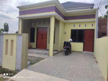 Rumah bebas banjir di Mangunharjo Tembalang