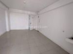 thumbnail-sewa-tahunan-tipe-studio-murah-apartemen-bassura-city-unfurnished-3