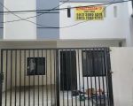 thumbnail-disewakan-rumah-2-tingkat-baru-renovasi-8