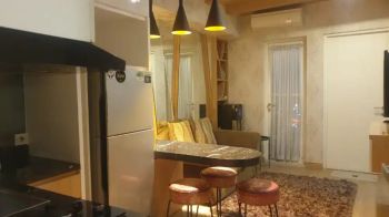 Apartemen springlake Summarecon Bekasi