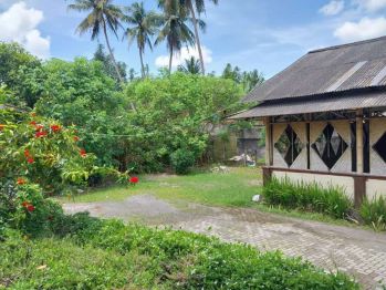 Disewakan Ruang usaha ex Resto luas di Sleman