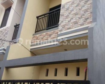 Rumah 3 Lantai Unfurnished Bagus Lainnya - PPJB, Girik, Adat, dll di Tanjung IV