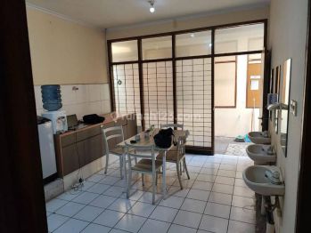 Rumah Ex Resto Dan Kantor 2 Lantai Siap Pakai Di Gatsu, Bandung