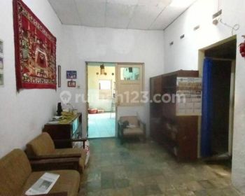 Rumah hitung tanah area lamandau jalan lebar hadap utara