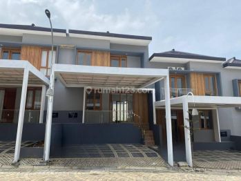 Disewakan Rumah Bagus 2 Lantai Siap Huni di Awiligar, Bandung