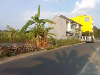 Tanah Mangku Aspal Jakal km10; Lingkungan Perumahan, SHM Siap Ajb