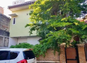 Rumah Dalam Perumahan Area Rempoa Bintaro Siap Huni