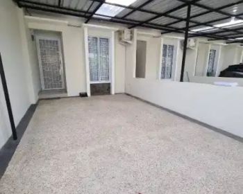 Disewakan rumah lokasi strategis, pusat kota dan bebas banjir