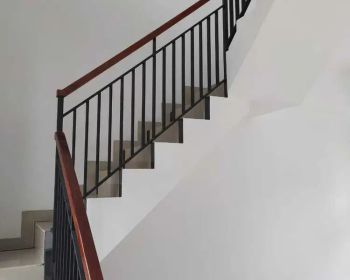 Dijual Rumah Baru 2 Lantai Dalam komplek di Cinunuk - Cibiru