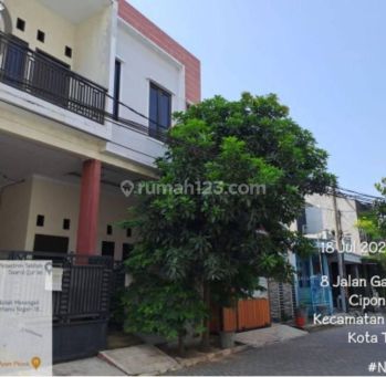 Di jual melalui lelang apa adanya