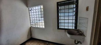 DISEWAKAN RUKO LUAS SUPER STRATEGIS DI SOEKARNO HATTA, MALANG