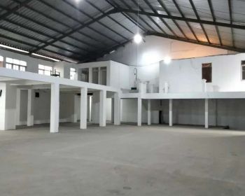 Sewa kontrak gudang bersih siap pakai di Soekarno Hatta