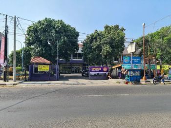 Bangunan Cocok Untuk Kantor Atau Showroom