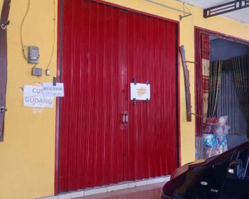 Toko timur smpn 2 mejobo brayung