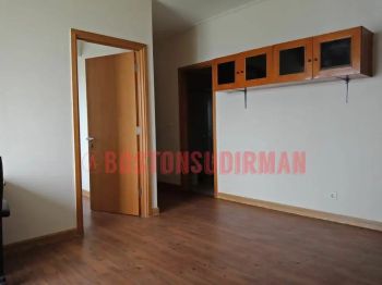 SEWA RUANG KANTOR SOHO THE MANSION KEMAYORAN TOWER FONTANA 45 m2