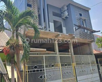 Disewakan Rumah 7 Kamar ,cocok Utk Mess Lokasi Dekat Pelabuhan Jiipe Gresik