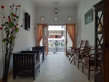 DISEWAKAN RUMAH DI LEMPONGSARI DEKAT PALAGAN,JALAN KALIURANG SLEMAN