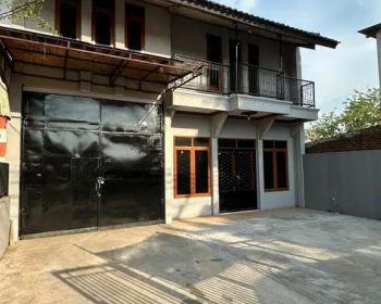 Di Sewakan Gudang Kantor dan Ruang Usaha Di Solokan Jeruk Majalaya