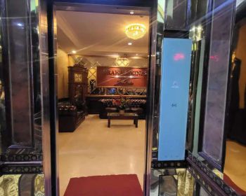 Di sewana ruangan kantor